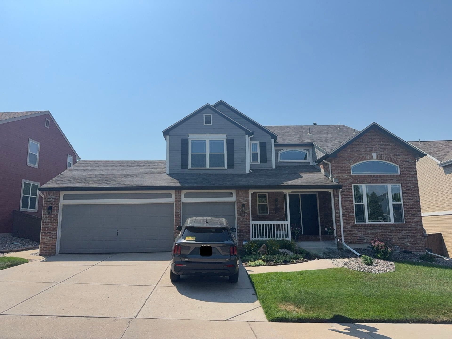 Highlands Ranch Colorado home before James Hardie siding replacement