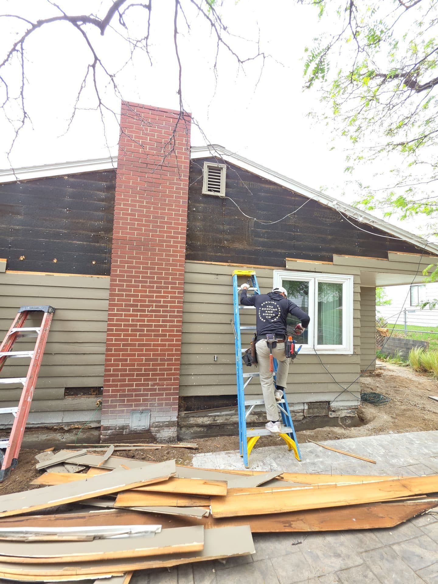 Full Exterior Siding Replacement in Denver, CO: James Hardie Statement Collection — photo 3