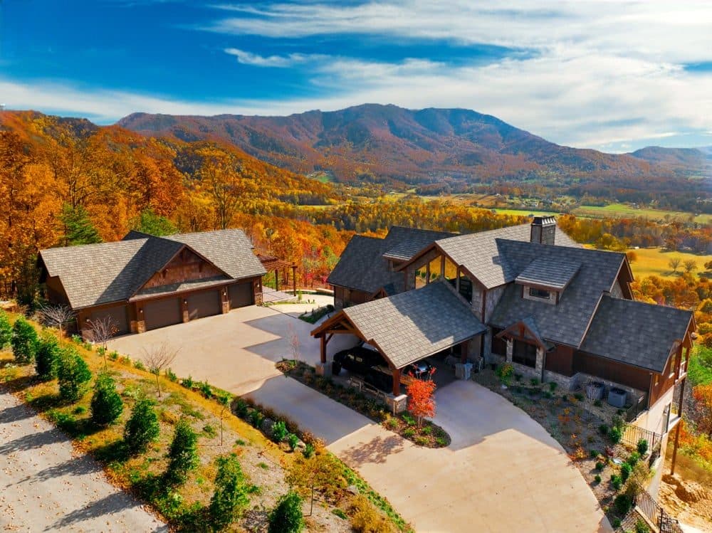 Stone Coated Steel at Altitude: How It Handles UV and Temperature Swings