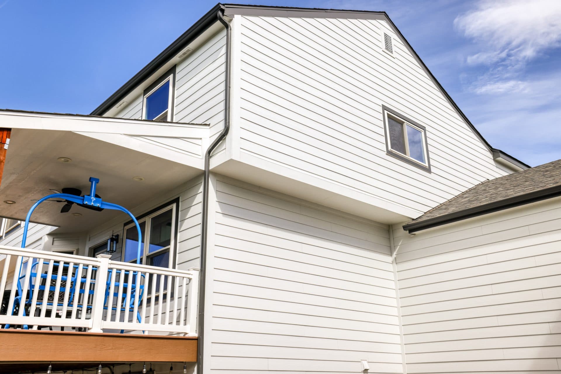 New James Hardie siding installed on a house in Highlands Ranch, Colorado. Siding color is Arctic White.